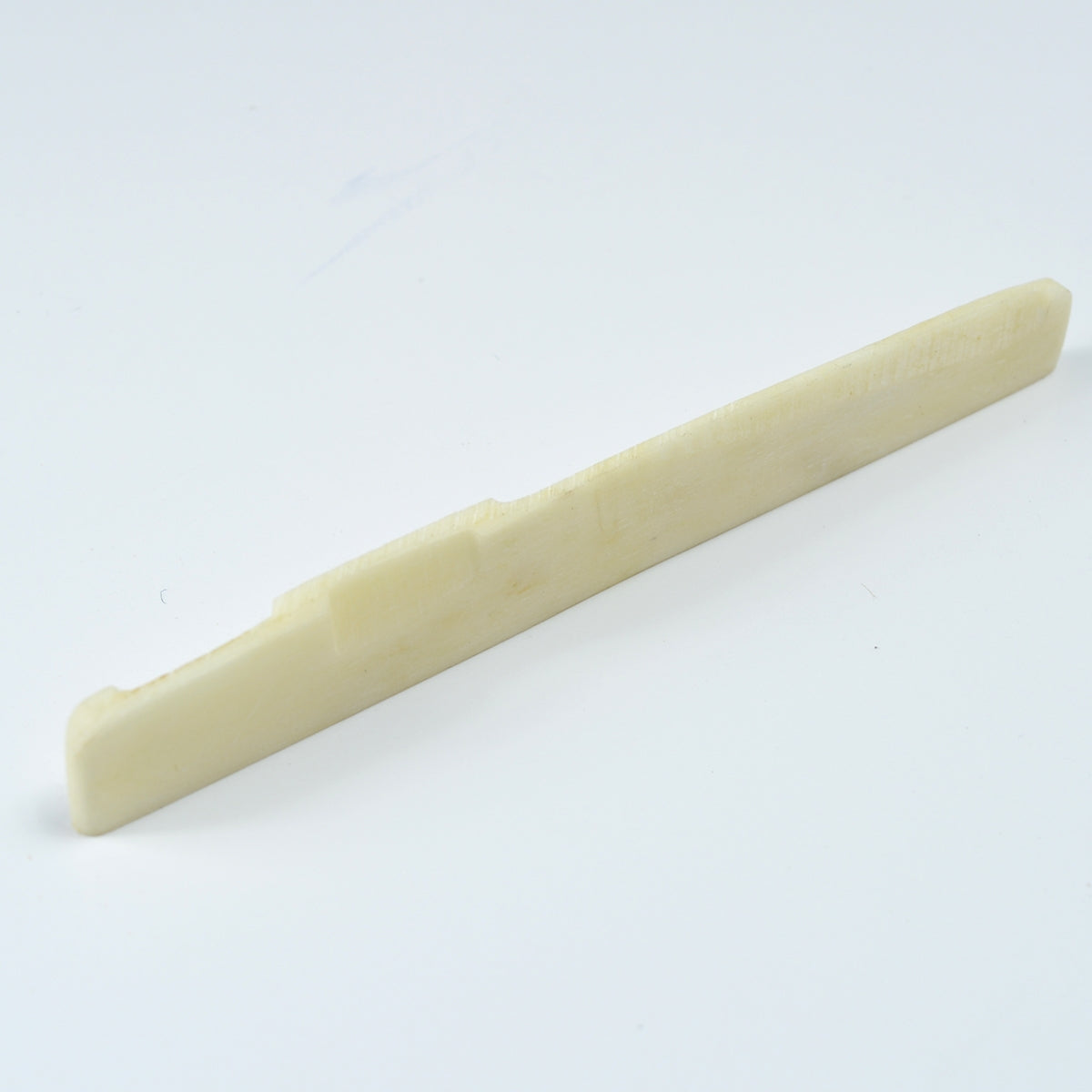 Intonated Bone Saddle