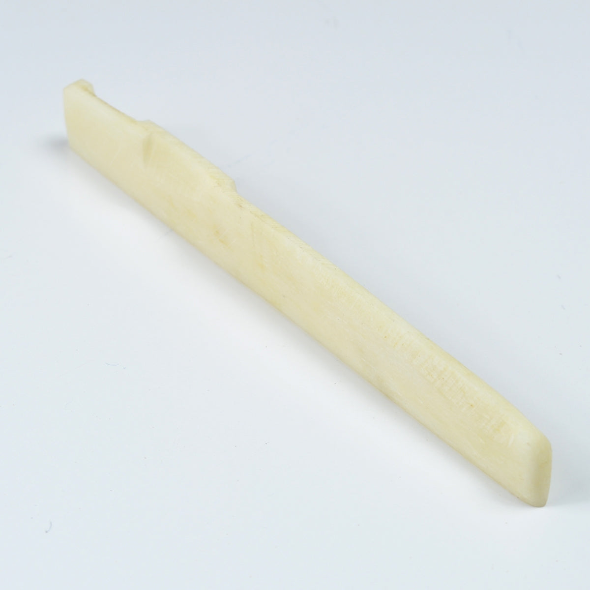 Intonated Bone Saddle