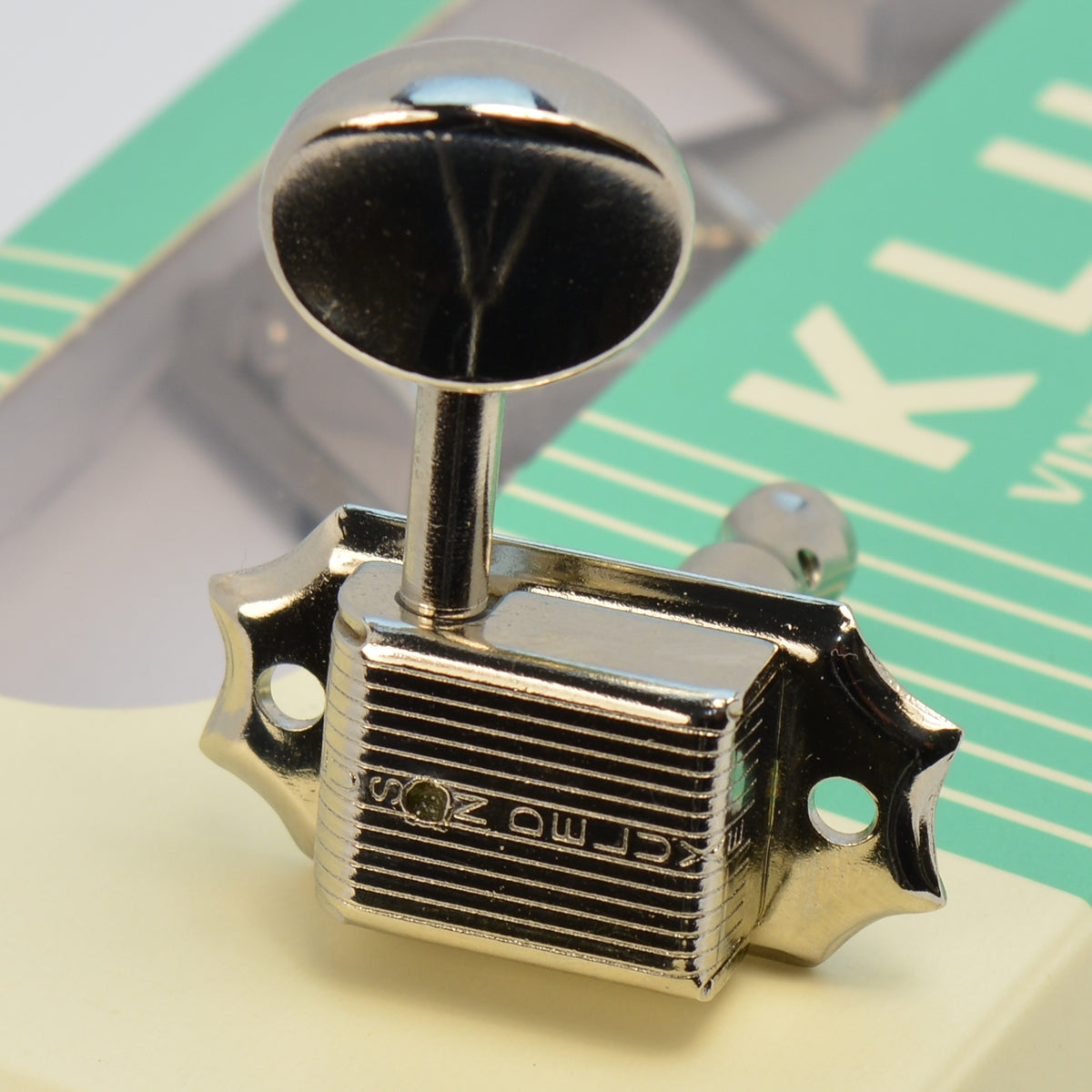 Kluson Single Line; Junior; 3+3 with Oval Buttons