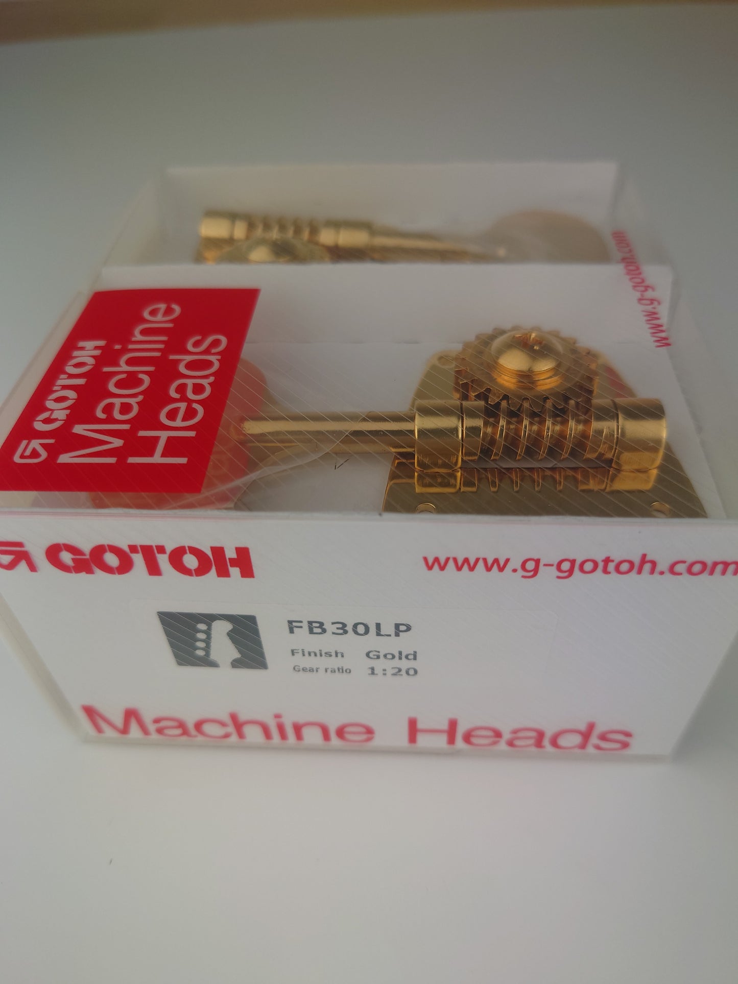 Gotoh FB30 Bass Machine Head, Gold, 4 Left Bass Side, Lollipop